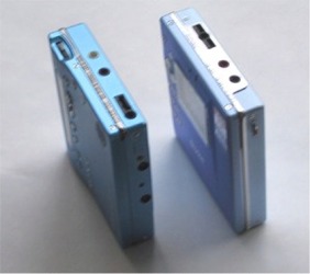 The R900 and MT77, standing up