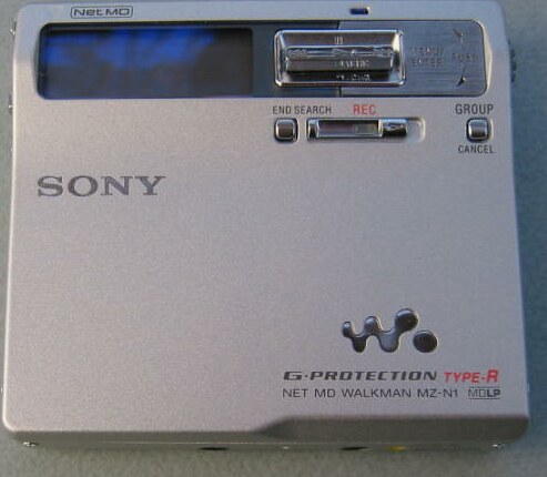 http://www.minidisc.org/brian_youn/mzn1/photos/jd_face.jpg