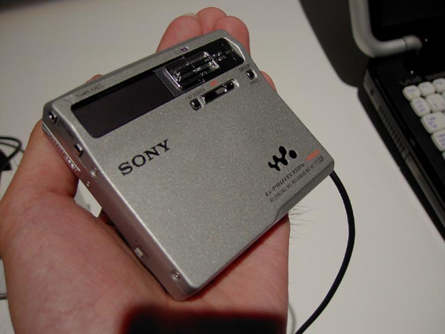 http://www.minidisc.org/images/sony_mzn1_2.jpg