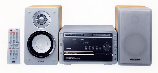Aiwa Aiwa XR-M88 Stereo system with SX-LM200 Speakers Faulty Display 